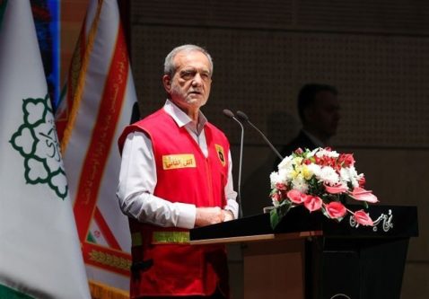 مسعود پزشکیان آتش‌نشانان ایران، الگوی استقامت و مقاومت در برابر تهدیدات سیاسی